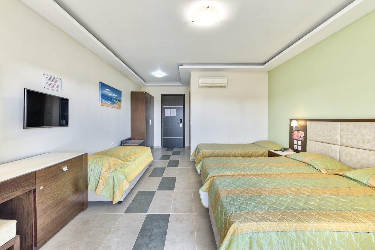 Majestic & Hotell 4*