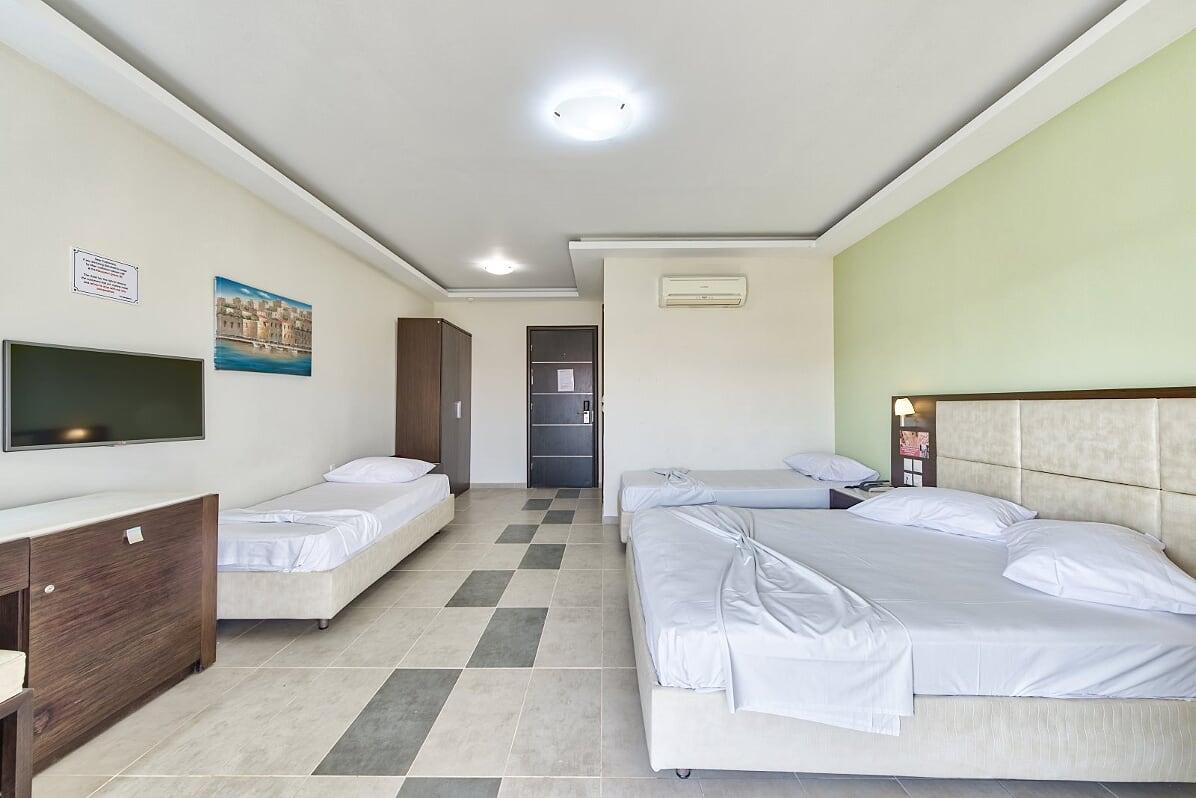 Hotell Majestic & Laganas