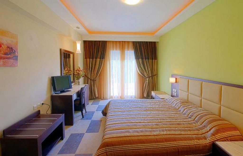 Hotel Majestic & 4*